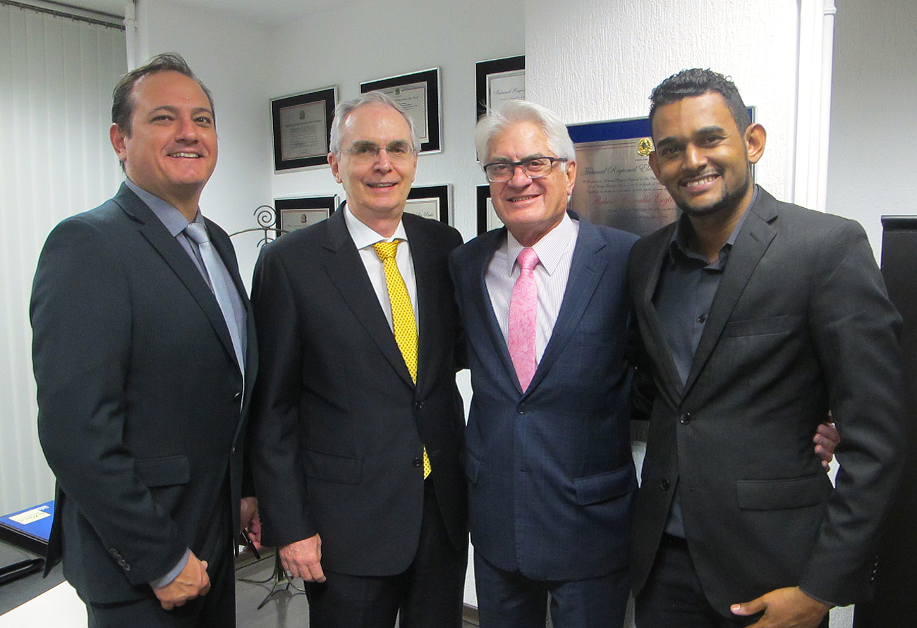 Roberto Engler recebe o prefeito Doutor Francisco Mançano, de Guariba