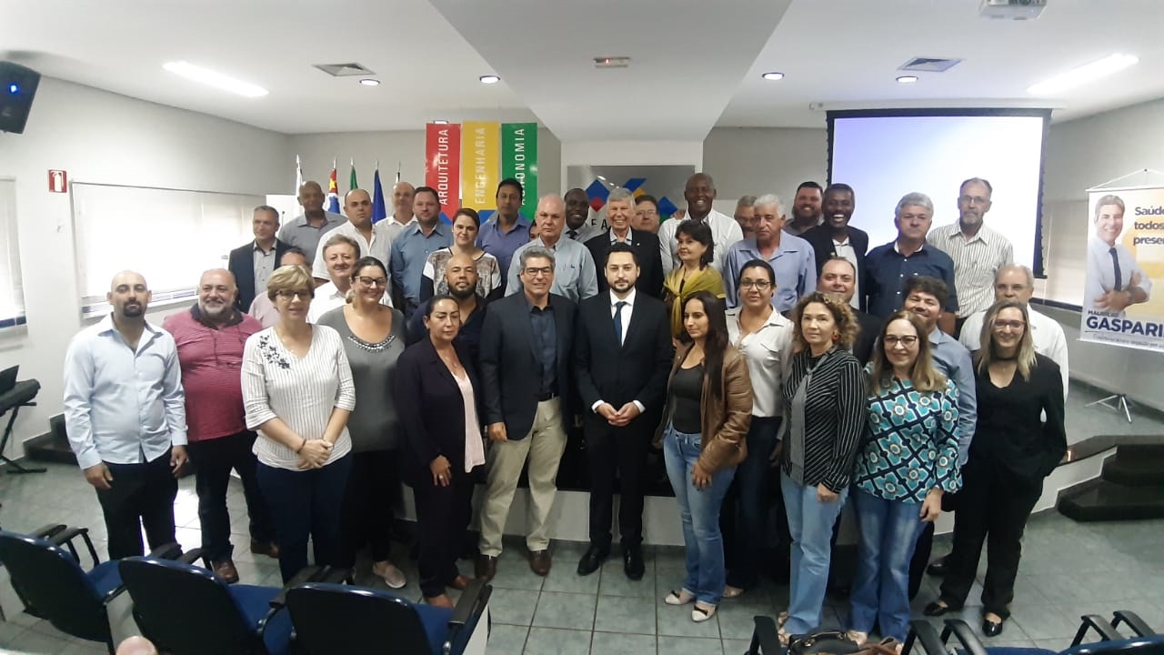 Vereadora Márcia Alves participa do 8º. Encontro do Parlamento Metropolitano de Ribeirão Preto