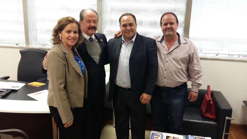 Vereadora Márcia do branco vai à Capital e solicita R$ 300 mil ao deputado Celso Giglio, PSDB. 